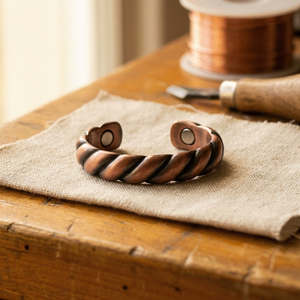Clara & Co. Tine Copper Ring